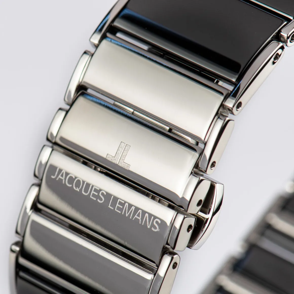 Jacques Lemans Dublin 1-1940F Damenuhr Ø 24x28mm Best
