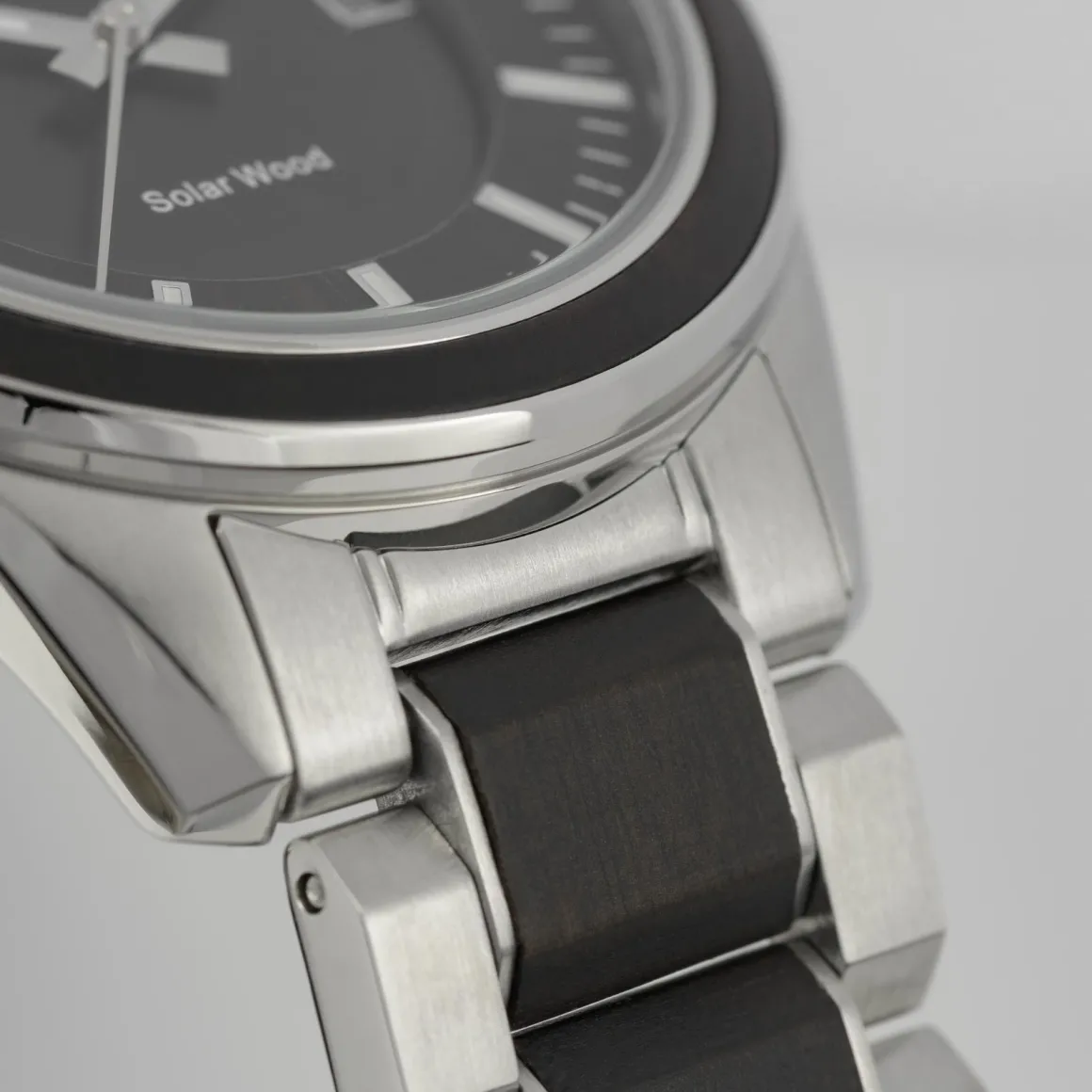 Jacques Lemans Eco Power 1-2116G Herrenuhr Ø 40,0mm Sale