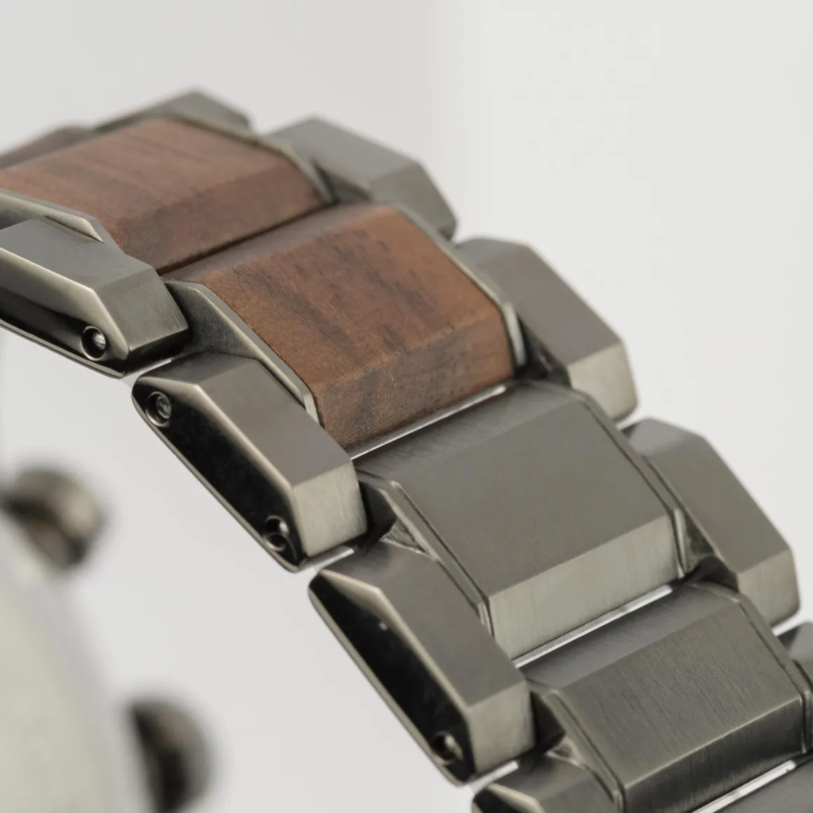 Jacques Lemans Eco Power 1-2115K Herrenuhr Ø 44,0mm Fashion